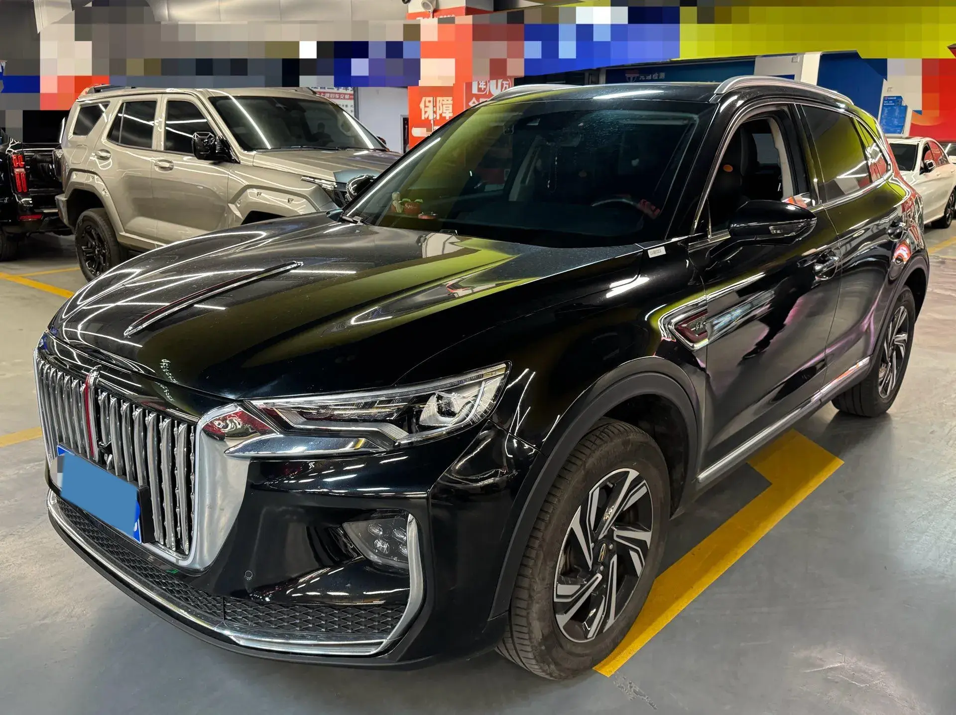 2022 HONGQI HS5 view 1