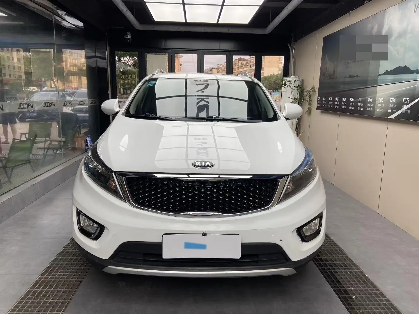 2016 KIA SPORTAGE thumbnail 2