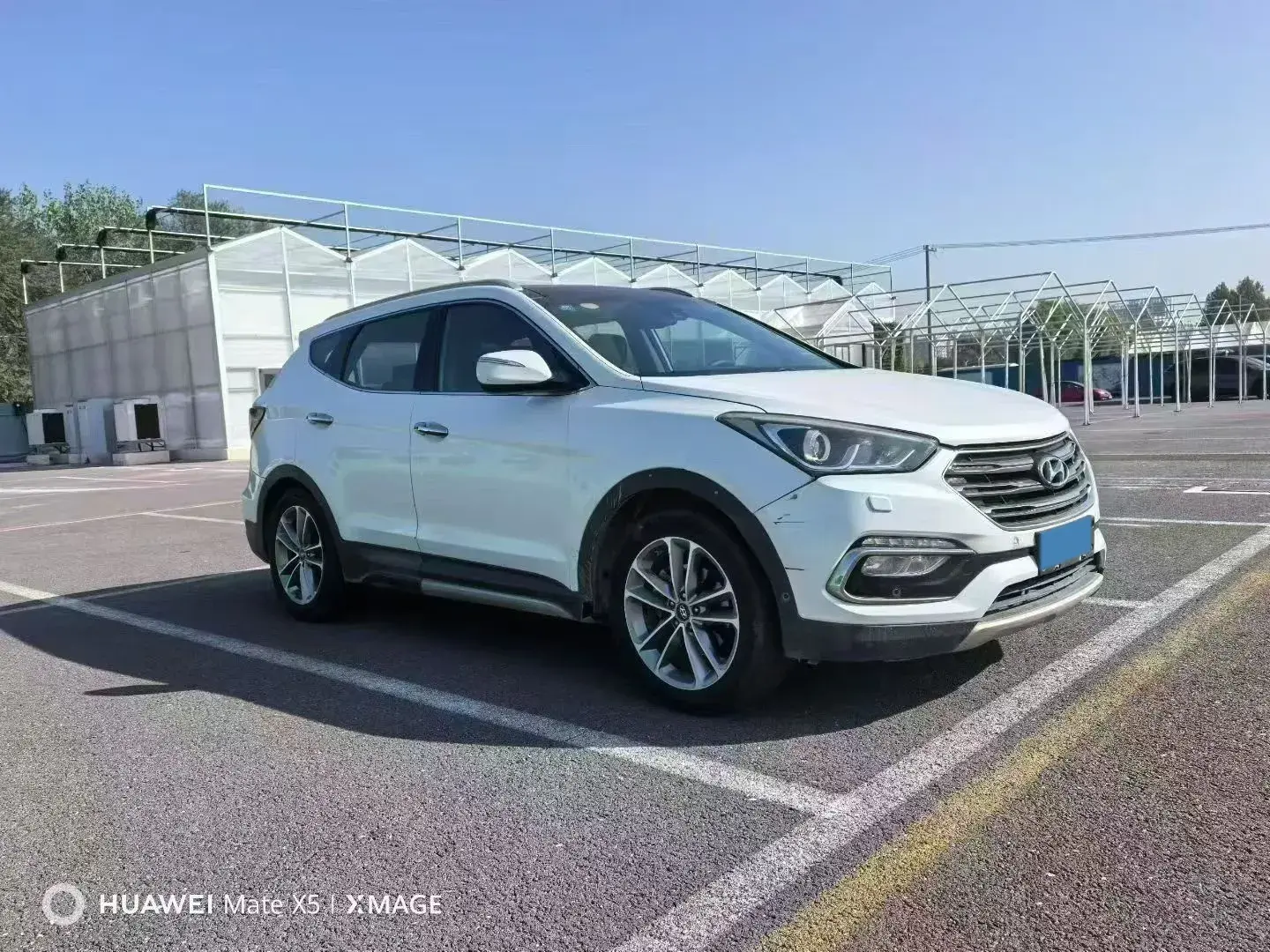 2017 HYUNDAI SANTAFE thumbnail 3