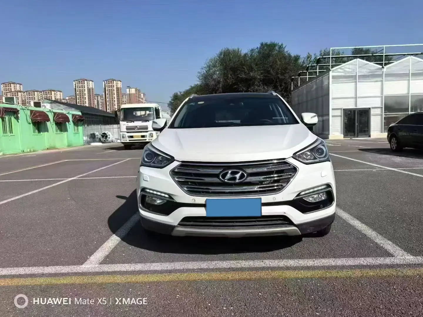 2017 HYUNDAI SANTAFE thumbnail 2