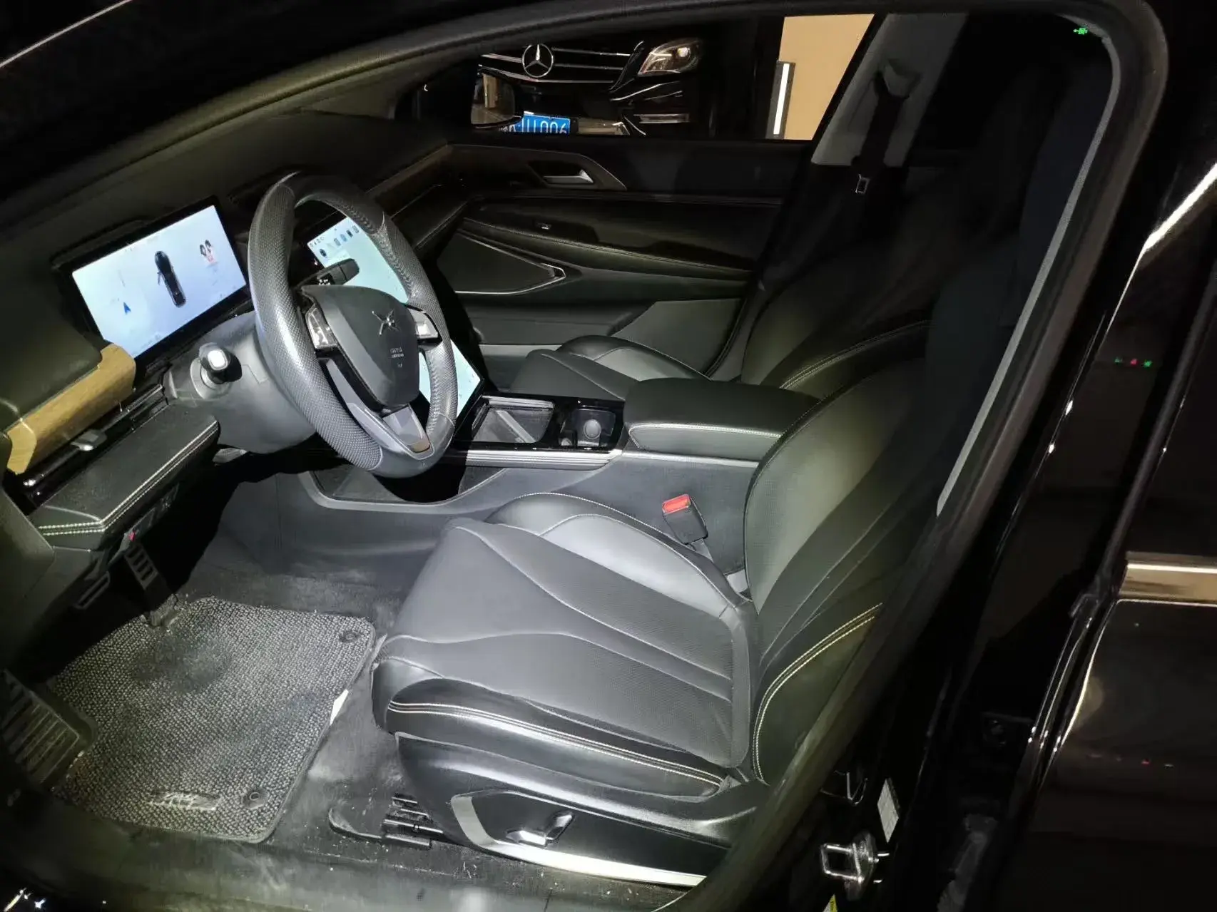 2021 XPENG P5 thumbnail 3