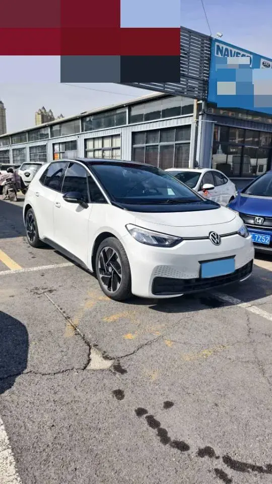 2024 VOLKSWAGEN ID.3 thumbnail 3