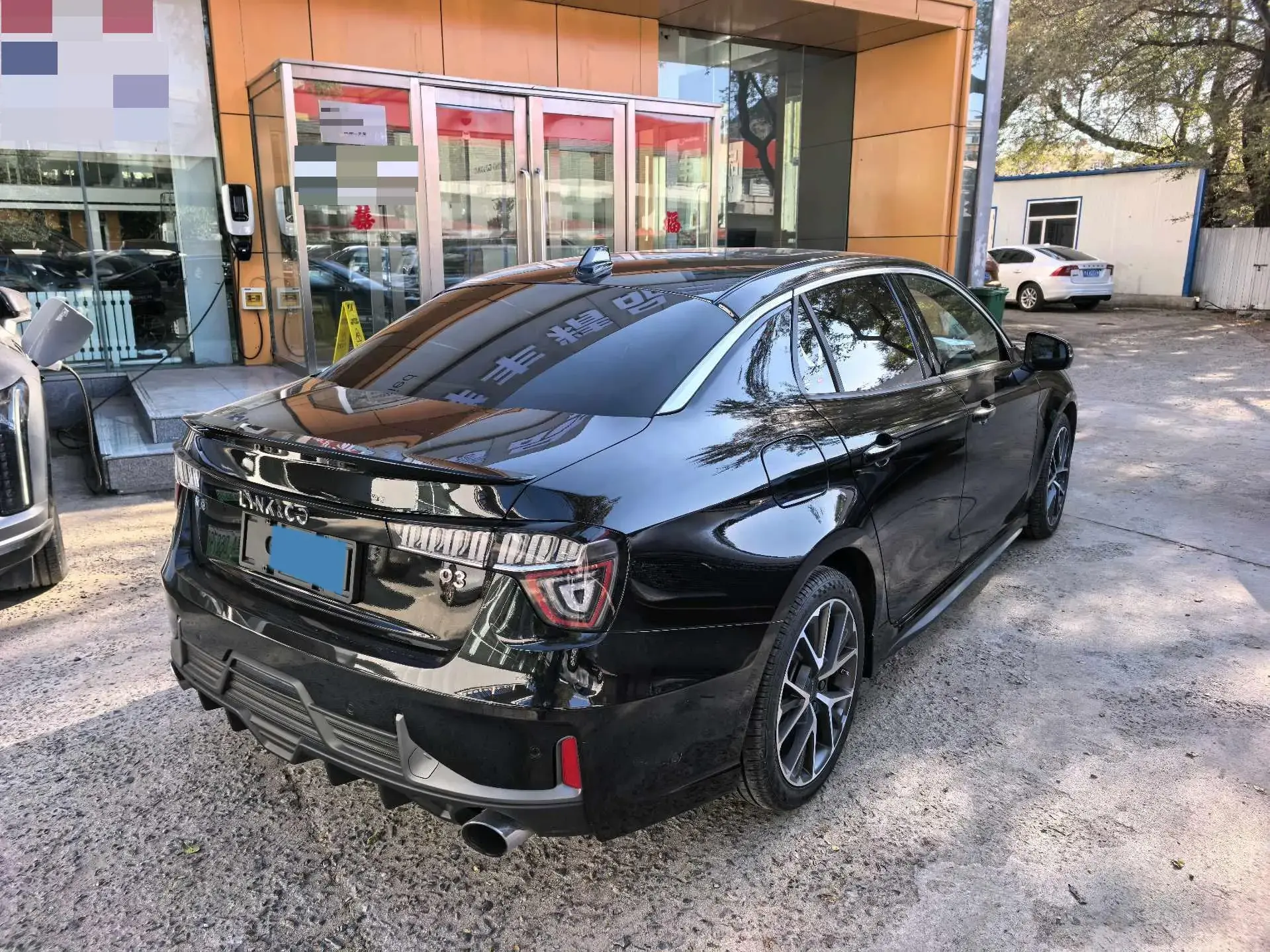 2019 LYNK&CO 03 thumbnail 4