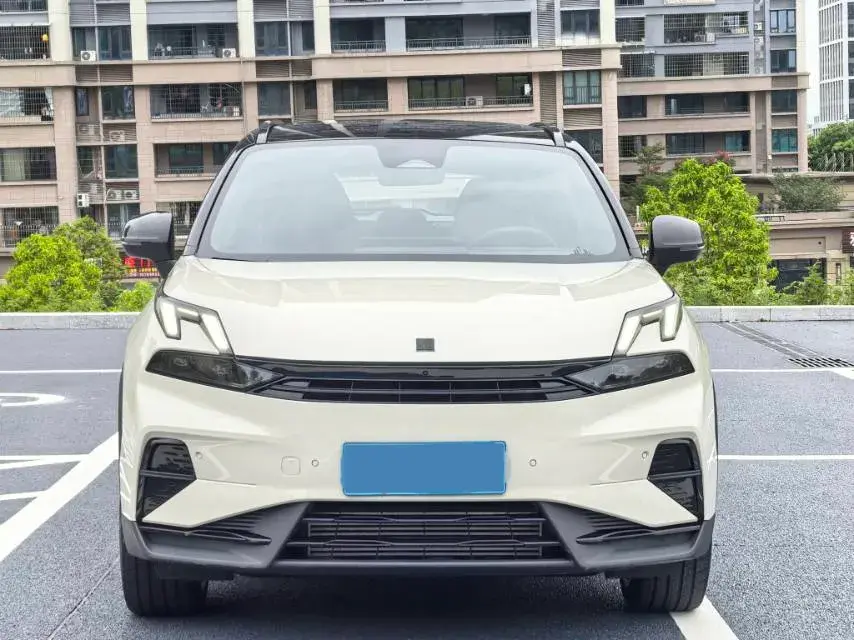 2025 LYNK&CO 06 thumbnail 2