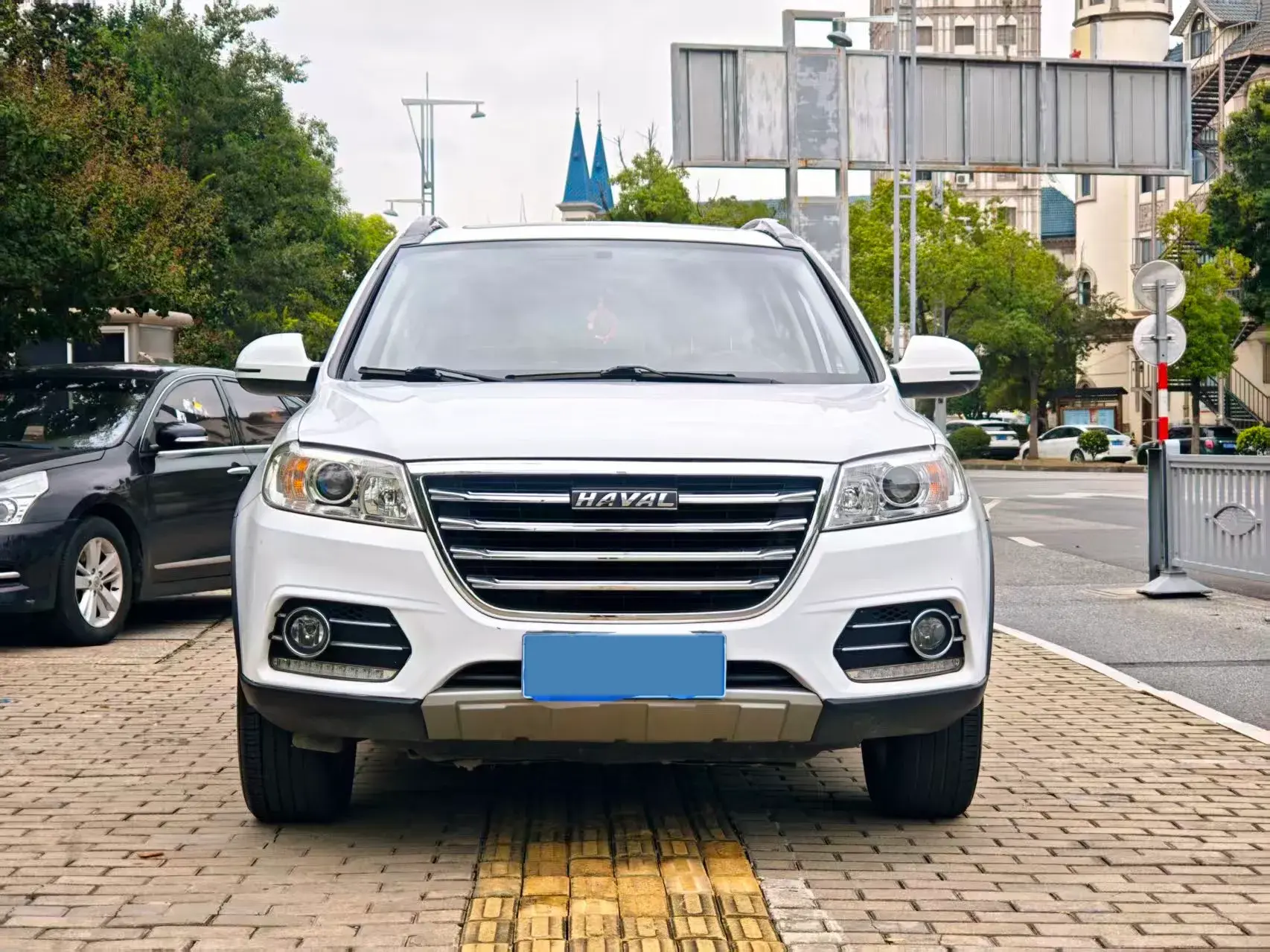 2019 HAVAL H6 thumbnail 3
