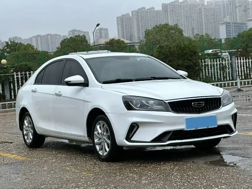 2021 GEELY EMGRAND thumbnail 3