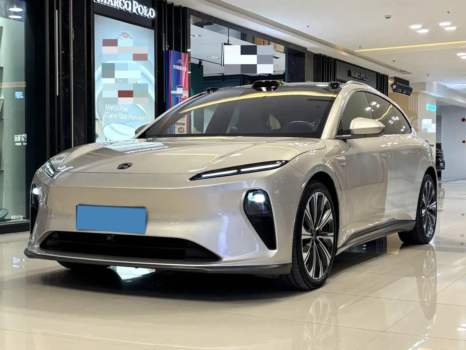 2023 NIO ET5T view 1
