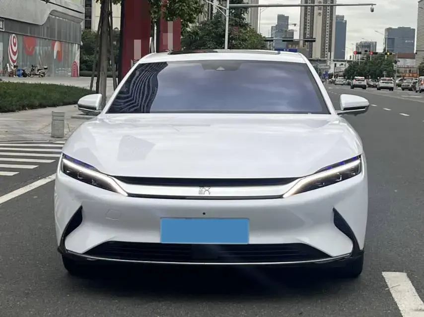 2020 BYD HAN thumbnail 3