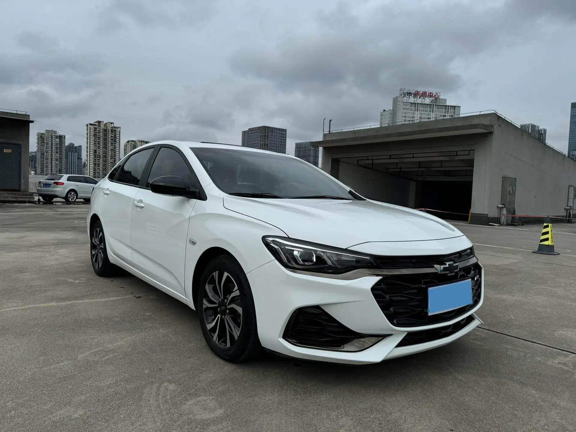 2020 CHEVROLET MONZA thumbnail 3