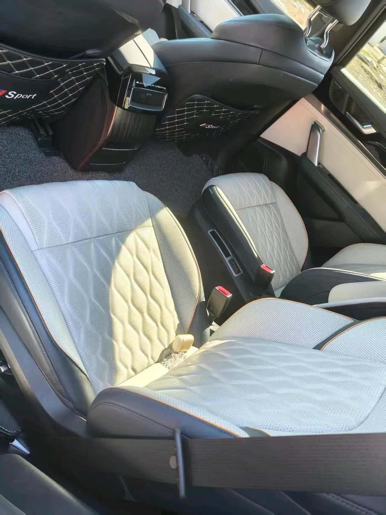 2022 BYD TANG thumbnail 3