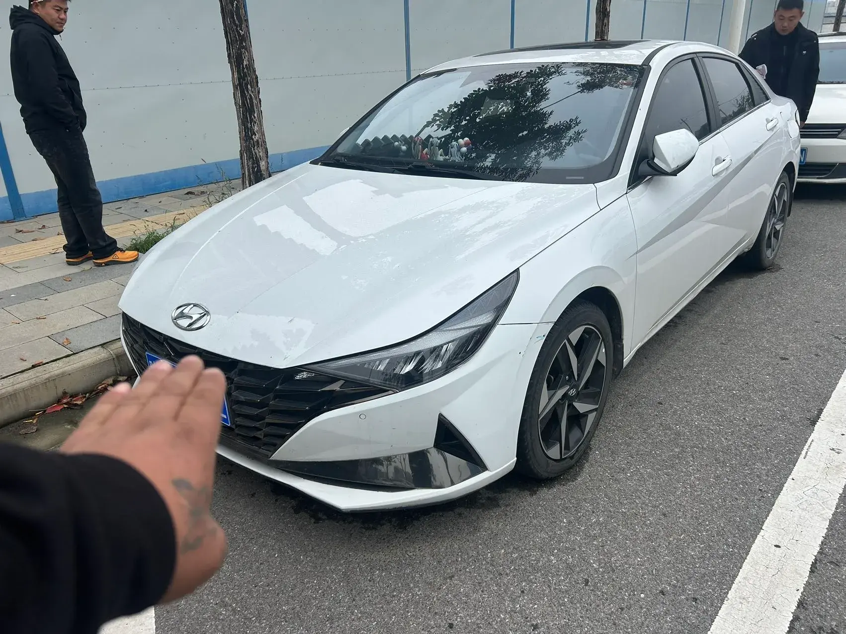 2021 HYUNDAI ELANTRA view 1