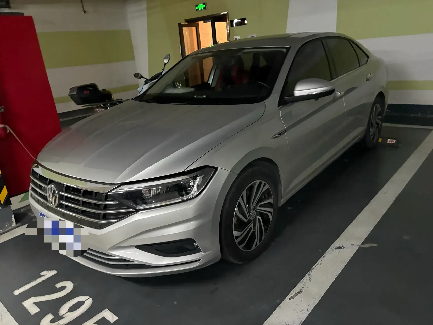 2021 VOLKSWAGEN SAGITAR view 1