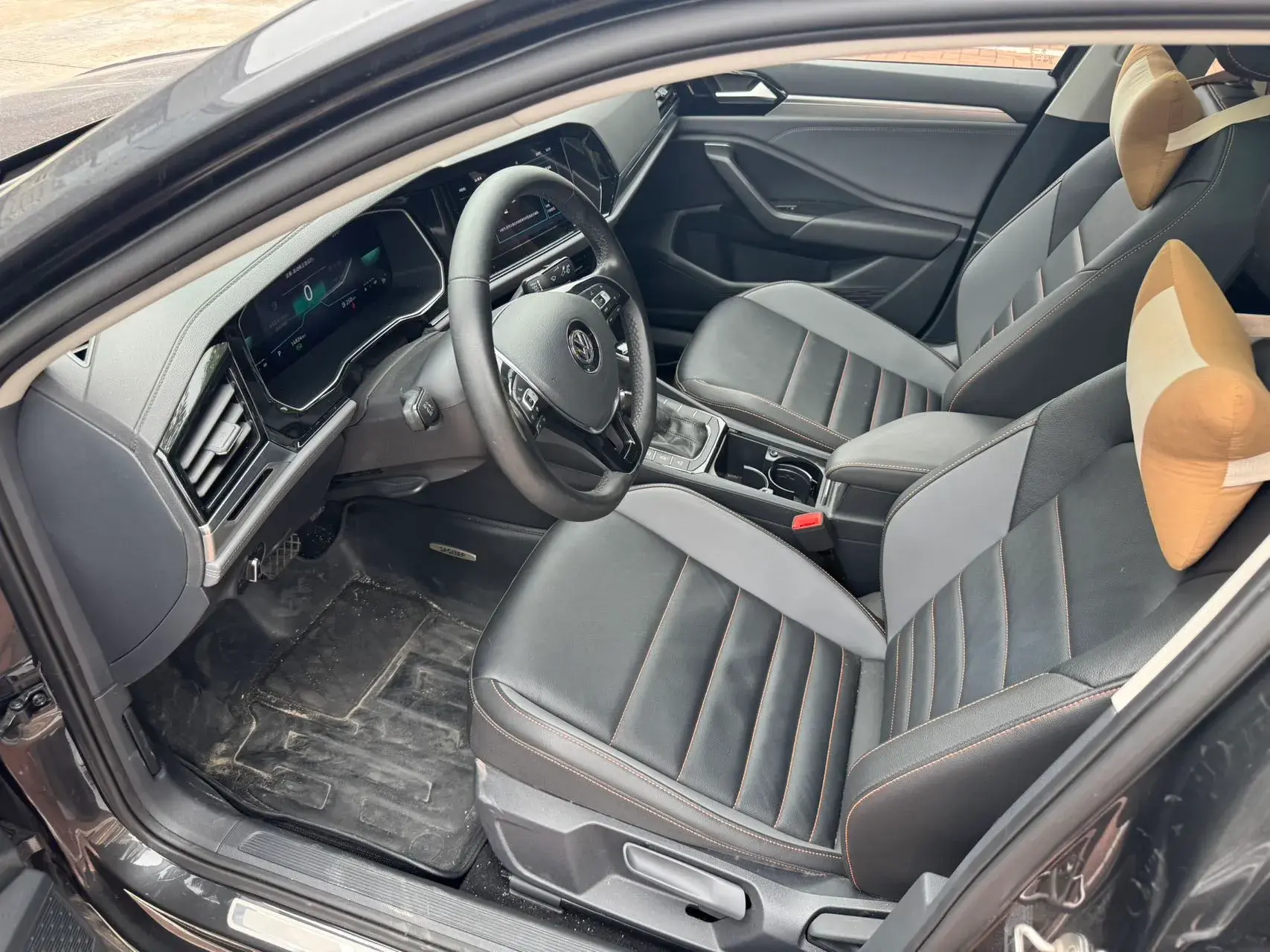 2021 VOLKSWAGEN SAGITAR thumbnail 3