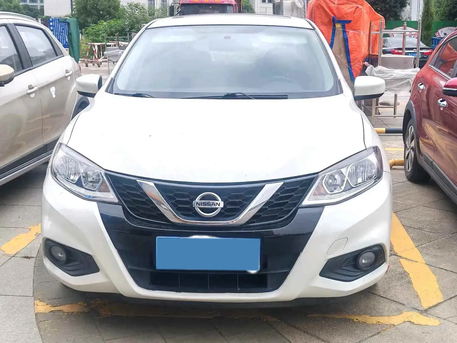 2020 NISSAN TIIDA thumbnail 2