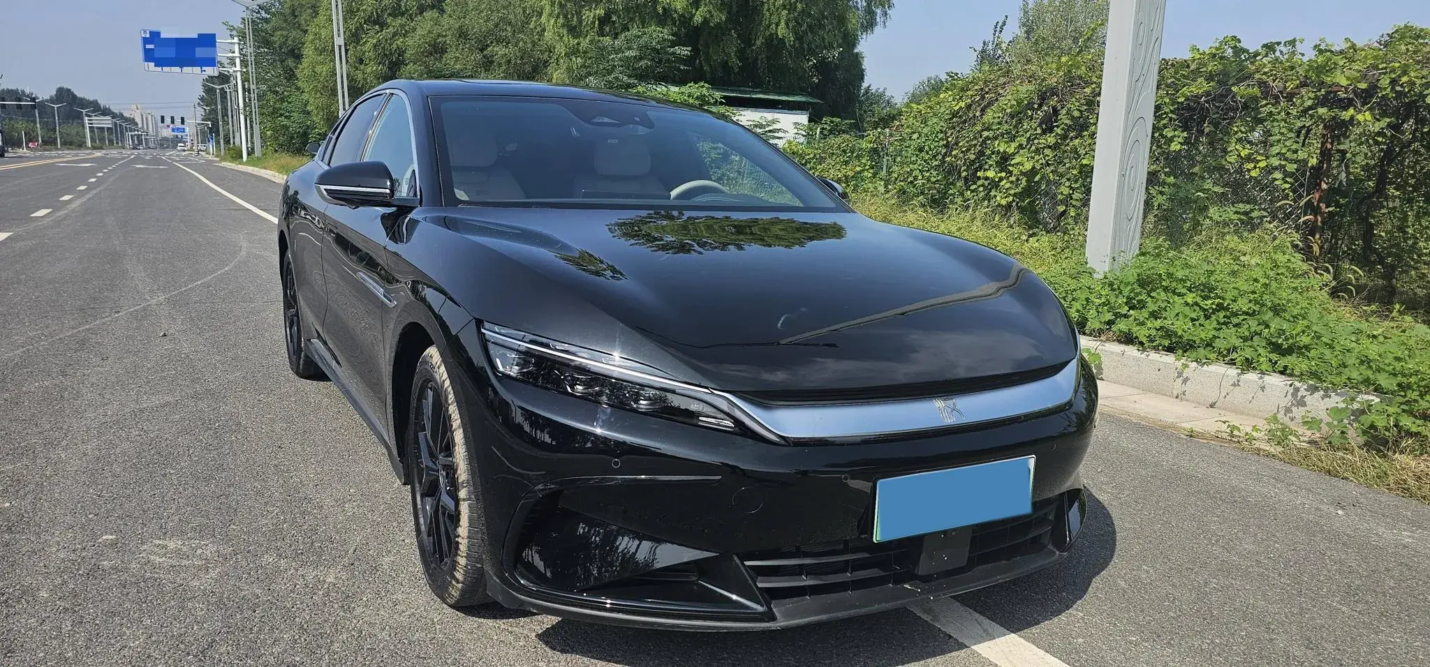 2024 BYD HAN thumbnail 2