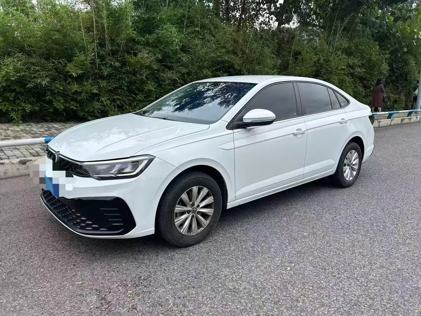 2023 VOLKSWAGEN LAVIDA view 1