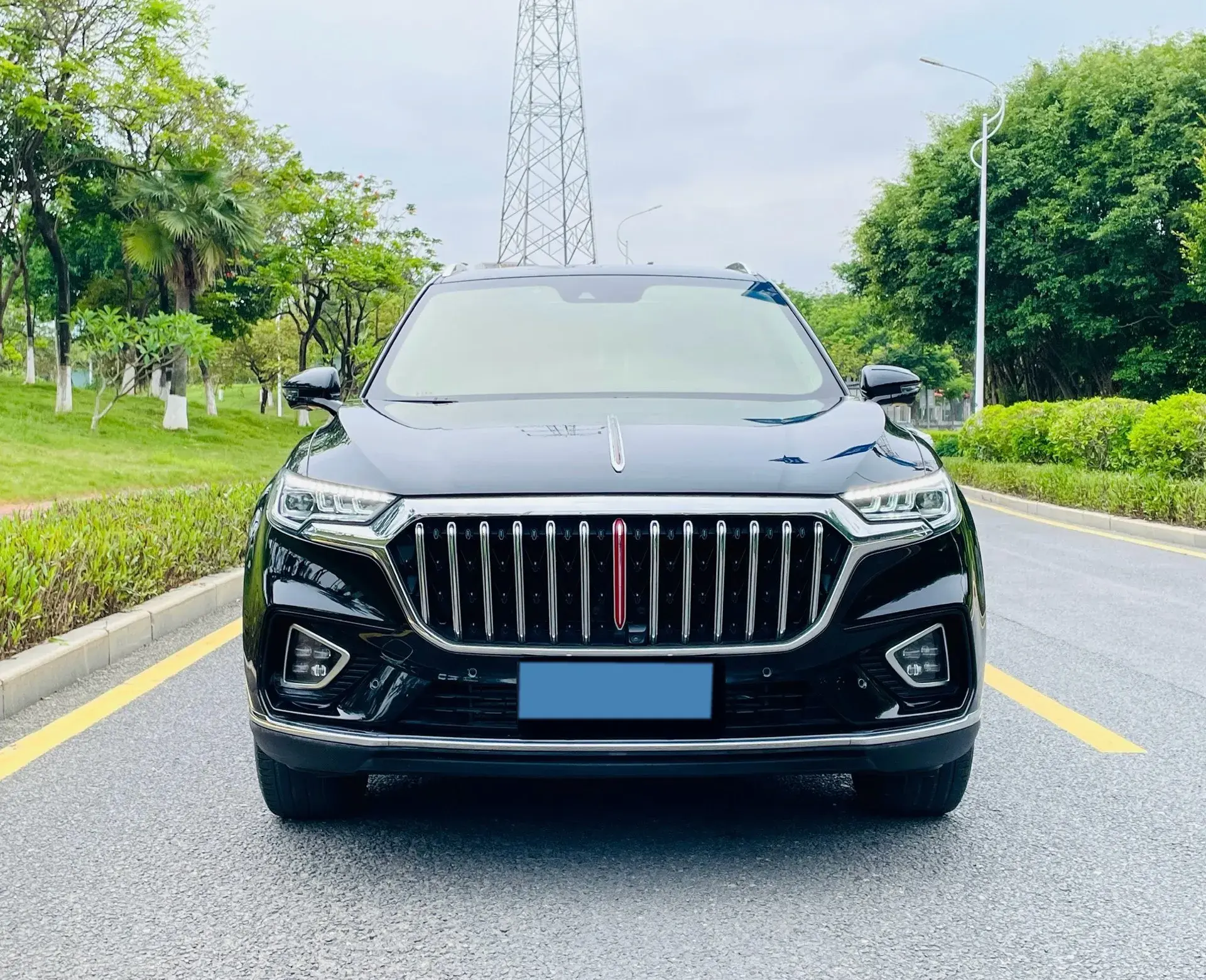 2022 HONGQI HS5 thumbnail 2