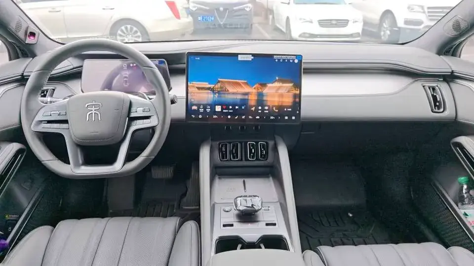 2025 BYD SONGL thumbnail 4