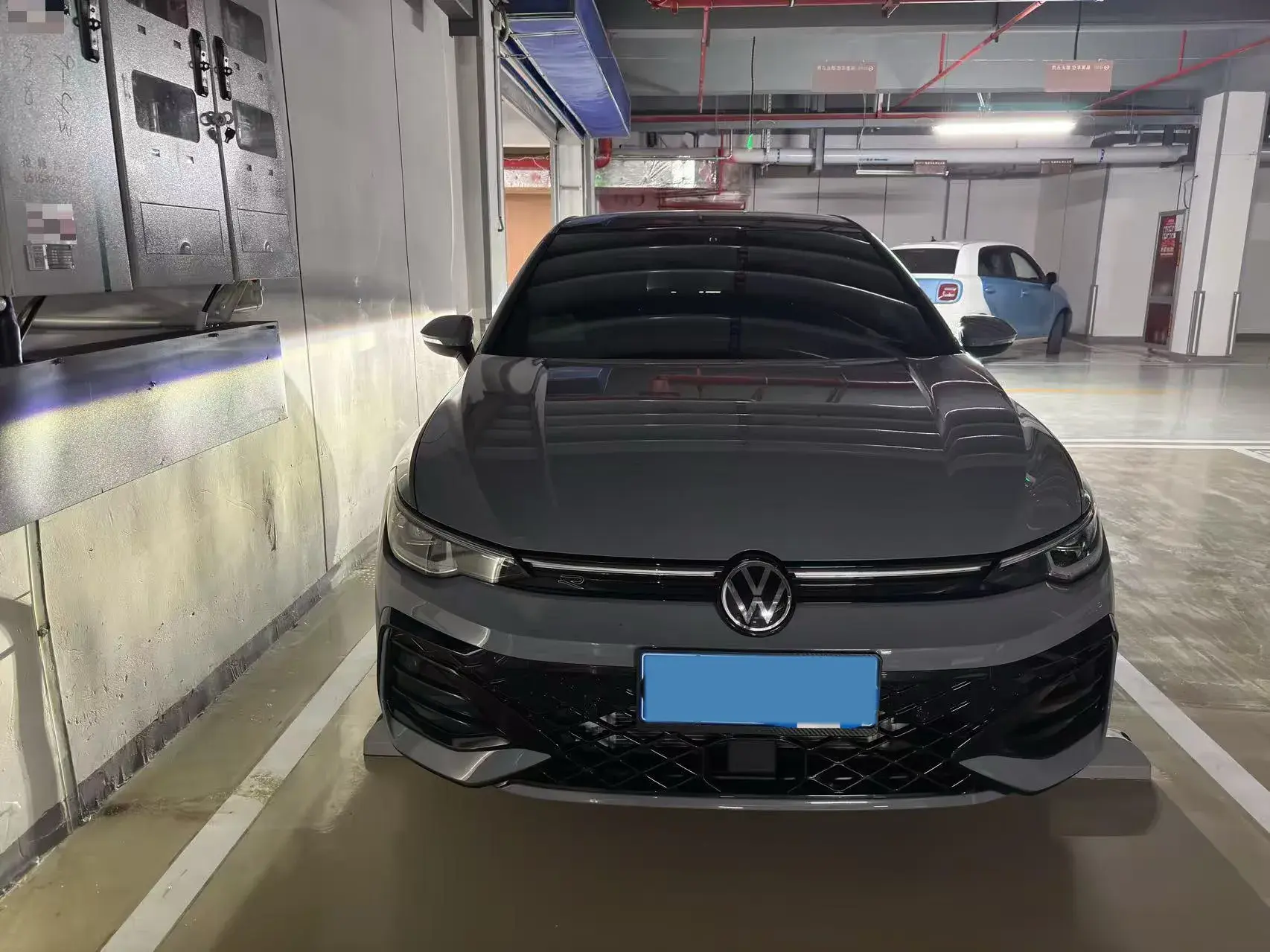 2025 VOLKSWAGEN GOLF thumbnail 2