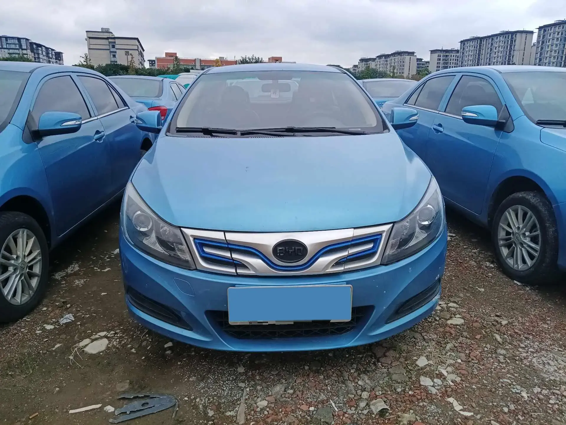 2018 BYD E5 thumbnail 2