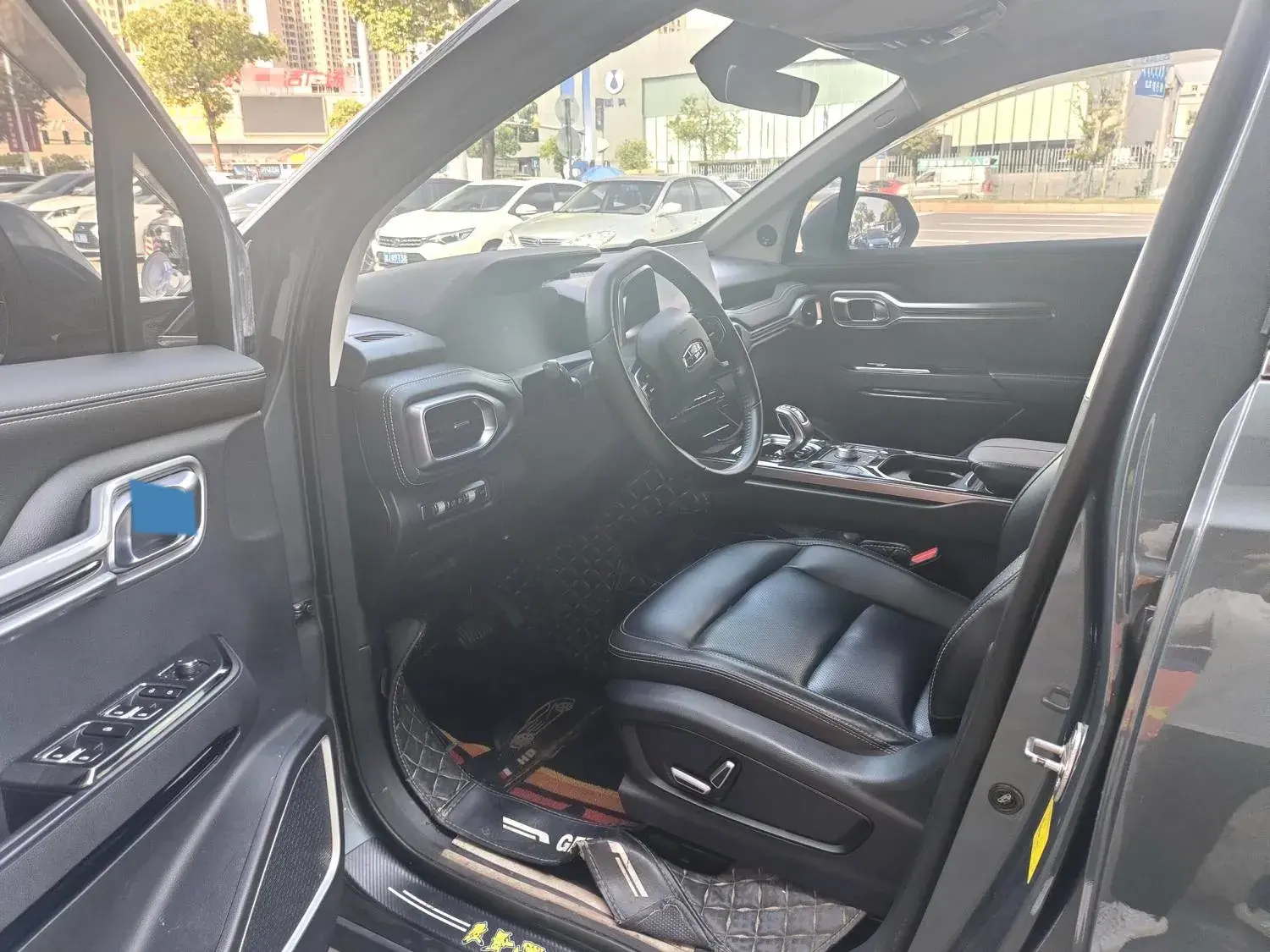 2020 GEELY OKAVANGO thumbnail 4