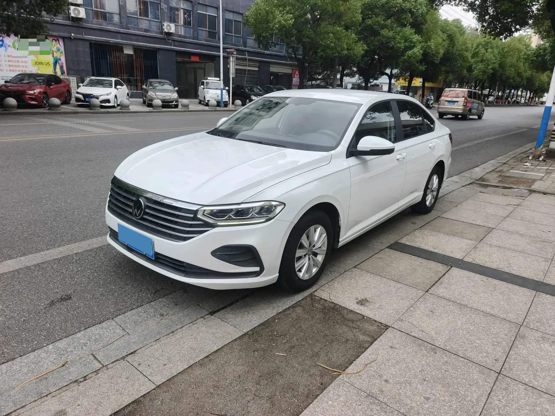 2023 VOLKSWAGEN LAVIDA view 1