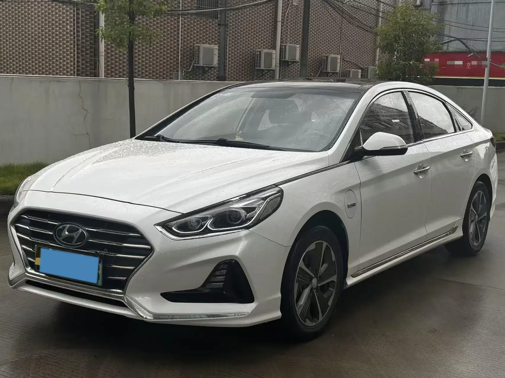 2018 HYUNDAI SONATA view 1