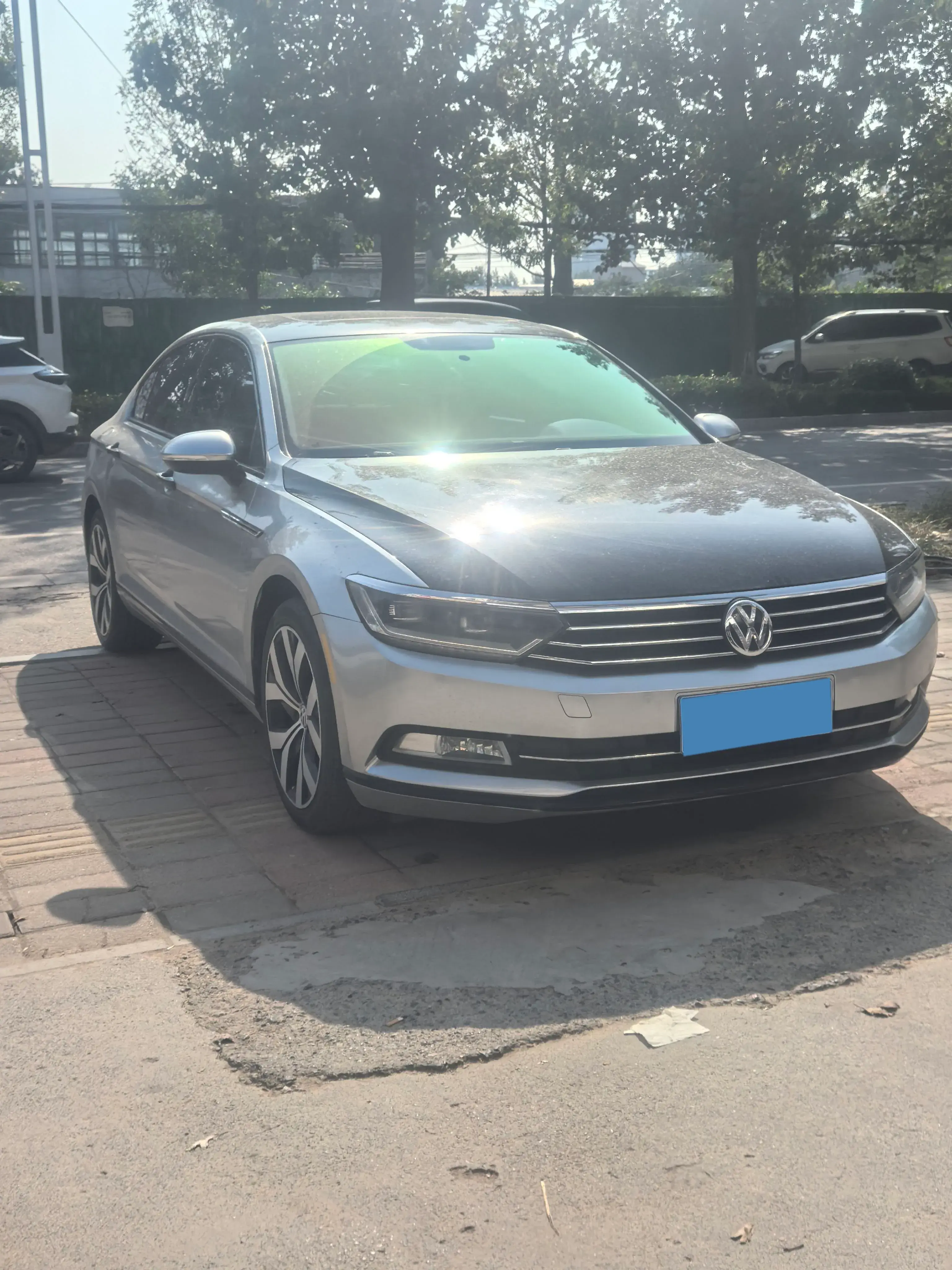 2019 VOLKSWAGEN MAGOTAN thumbnail 3