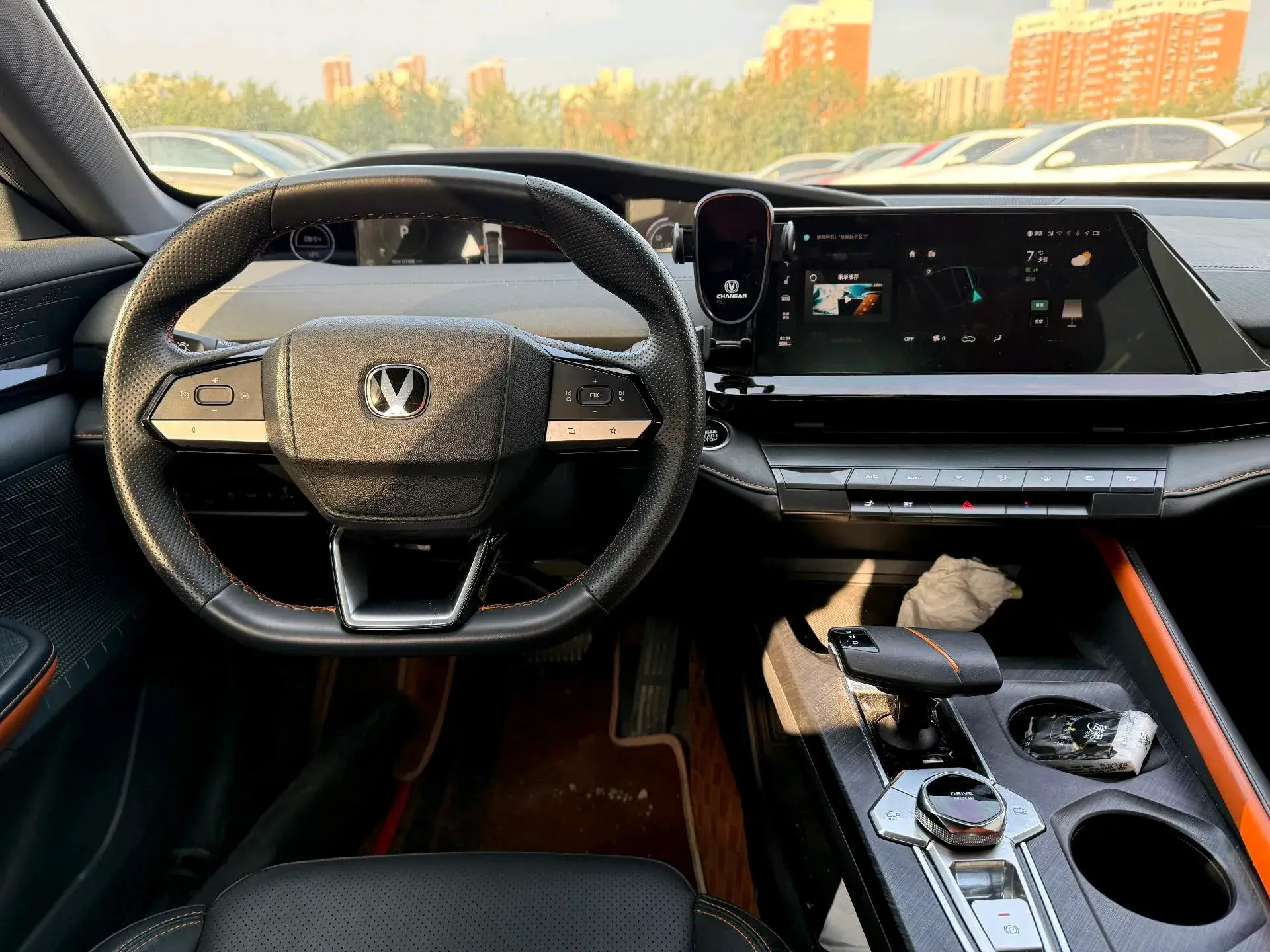 2023 CHANGAN UNI-V thumbnail 3