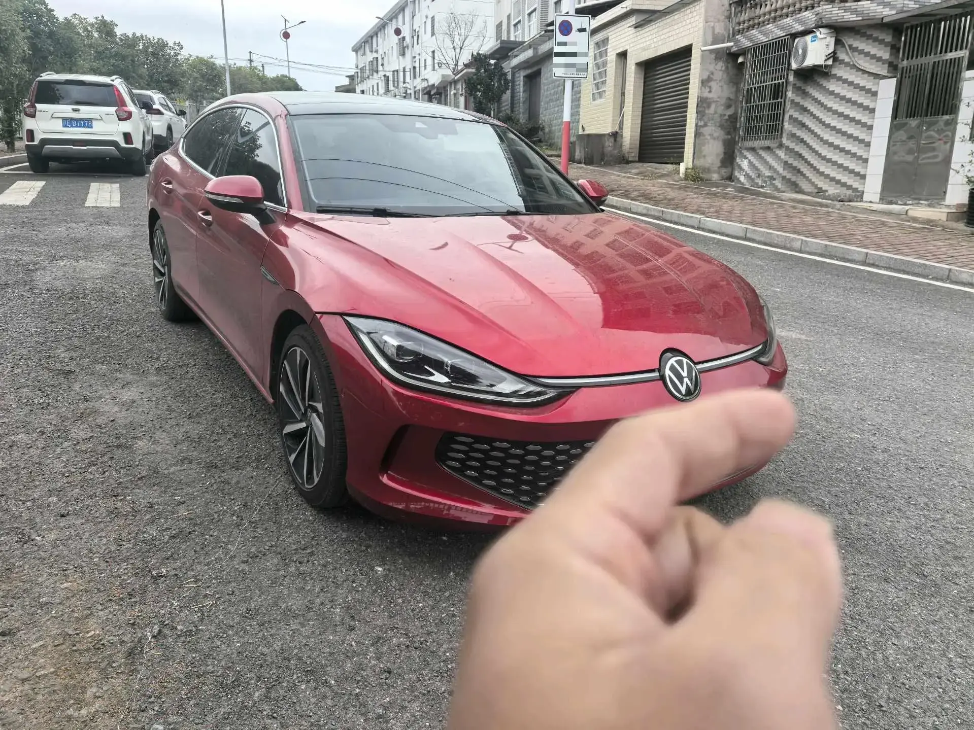 2022 VOLKSWAGEN LAMANDO thumbnail 3