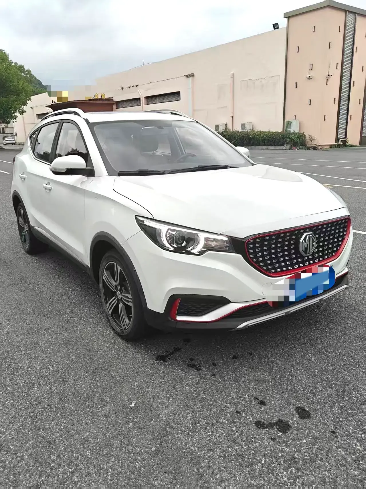 2017 MG ZS thumbnail 2