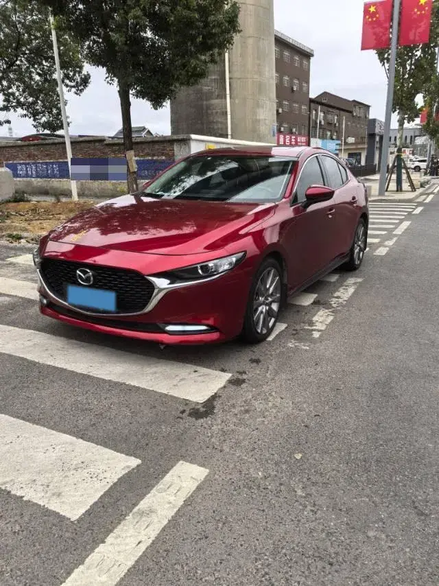 2021 MAZDA 3 view 1
