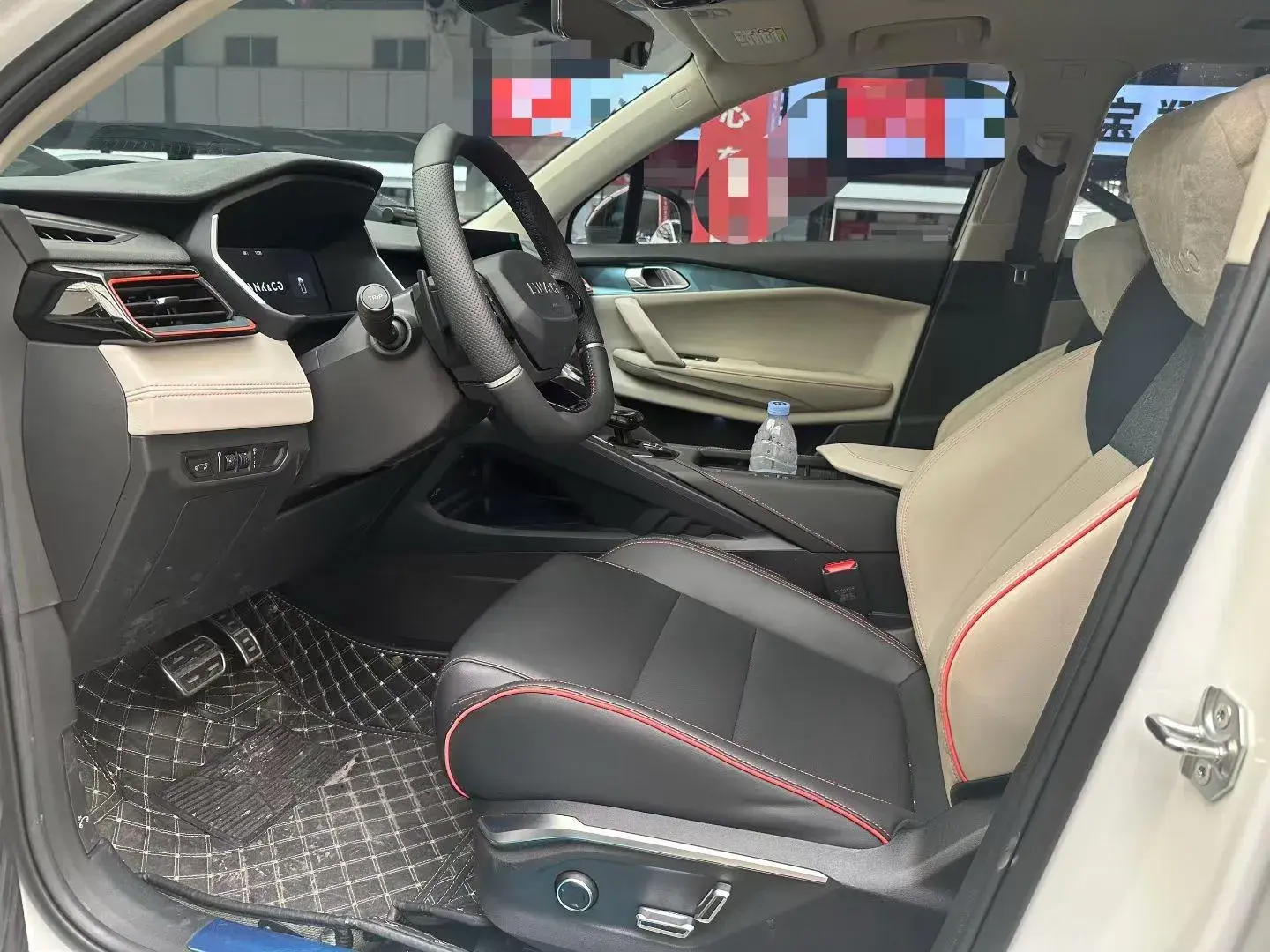 2020 LYNK&CO 06 thumbnail 4