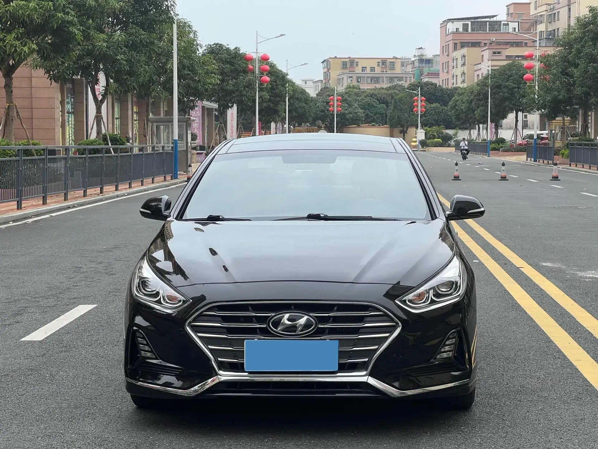 2018 HYUNDAI SONATA thumbnail 2