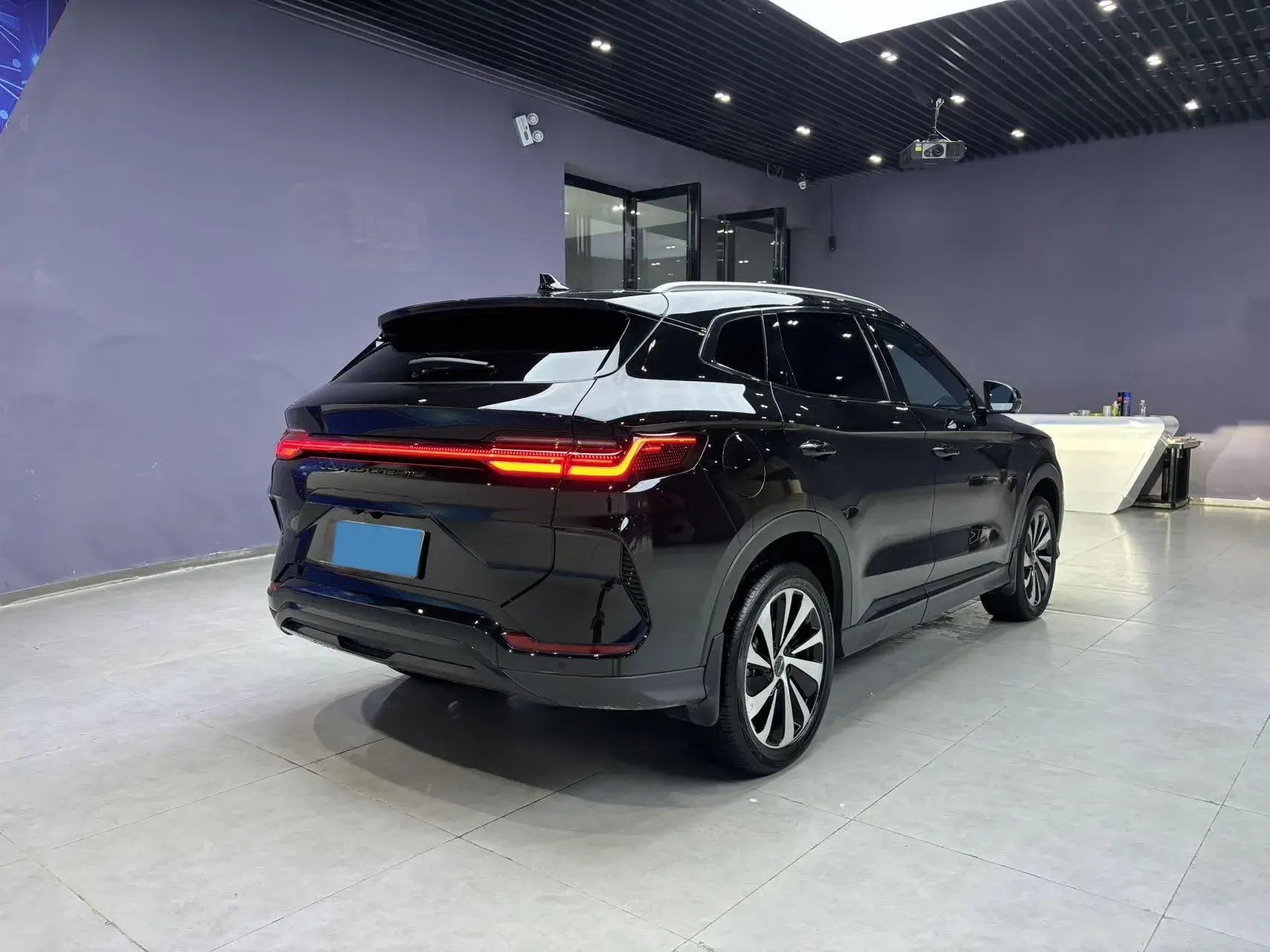 2024 BYD SONG thumbnail 4