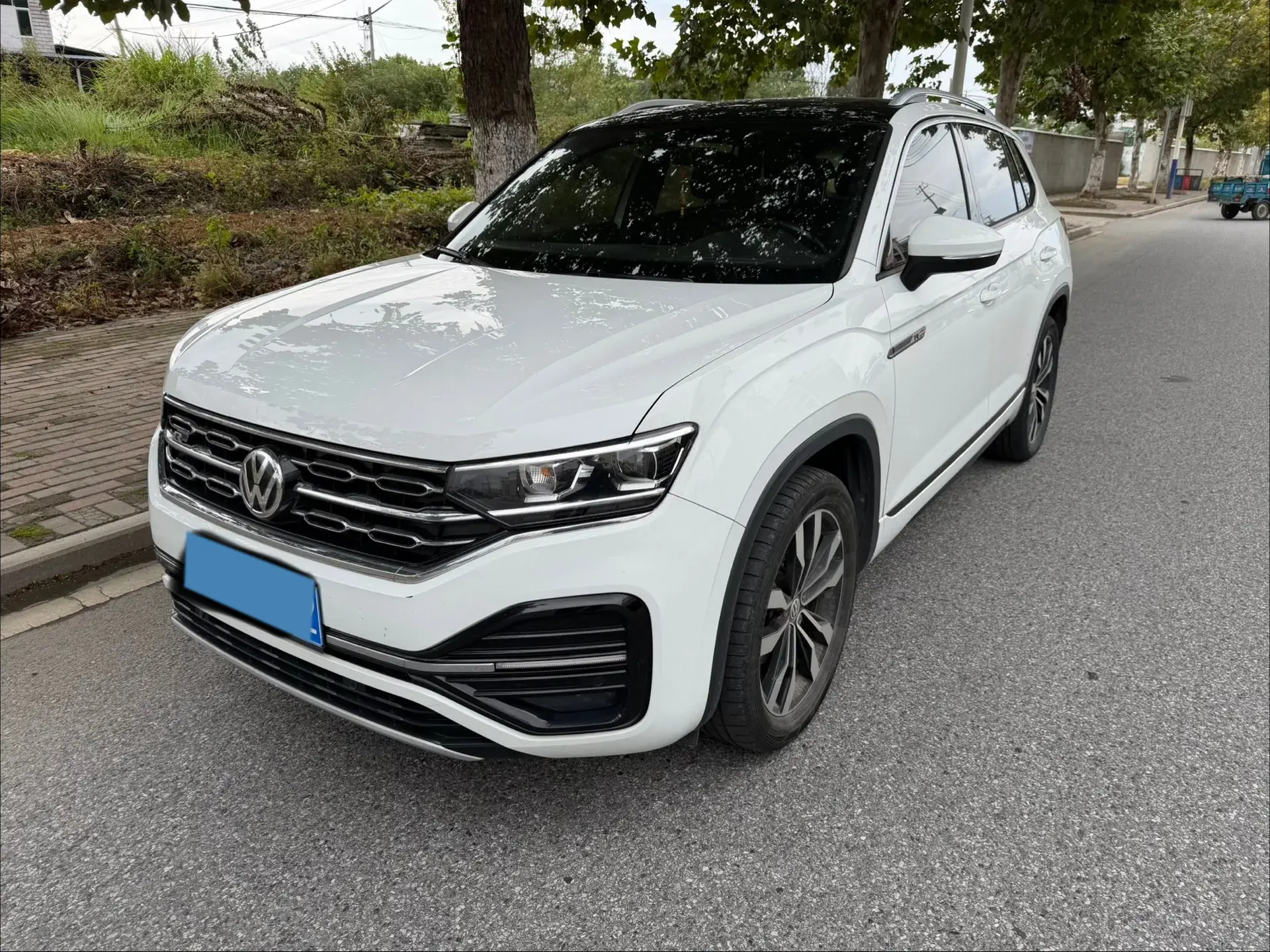 2019 VOLKSWAGEN TAYRON view 1