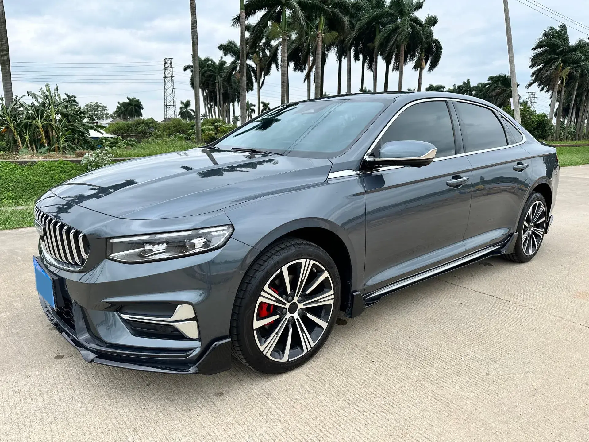 2025 GEELY PREFACE view 1