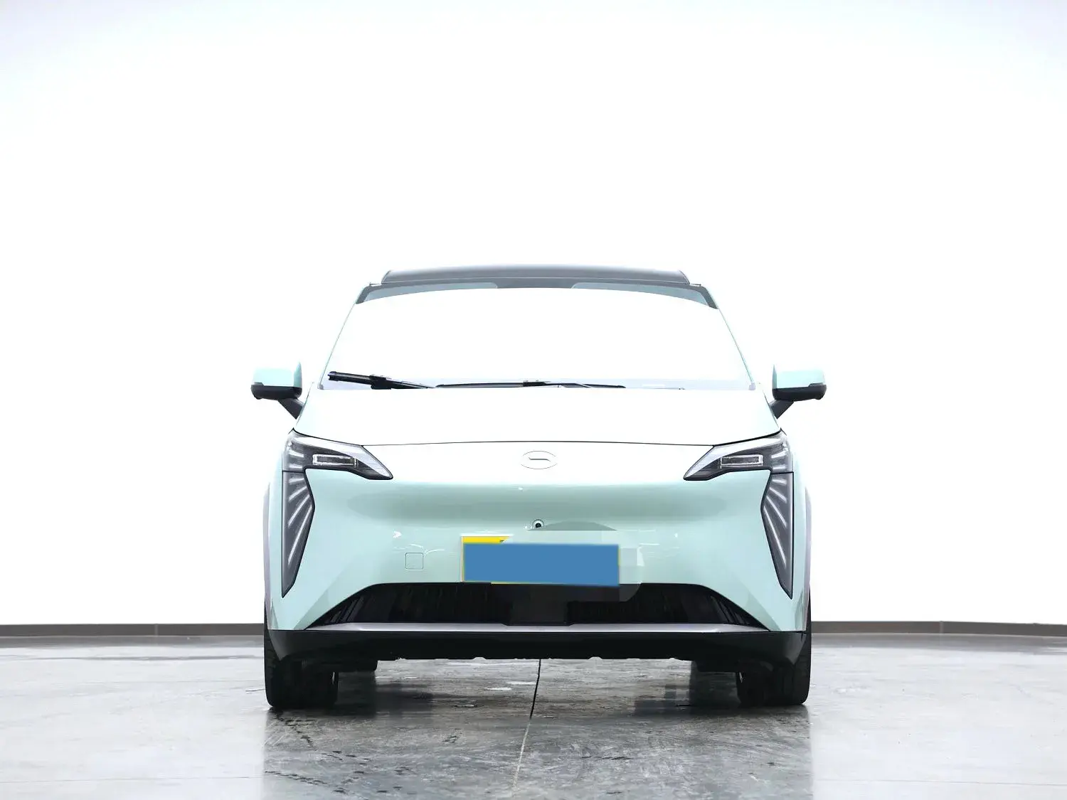 2023 AION Y thumbnail 2