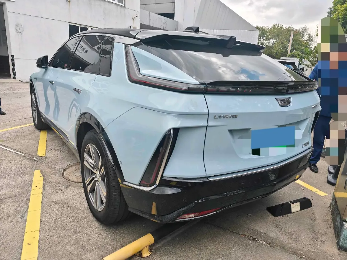 2022 Cadillac IQ Lyriq BEV 95.7KWH,autocango,china used car exporter,china ev exporter,chinese used car exporter,chinese used ev exporter