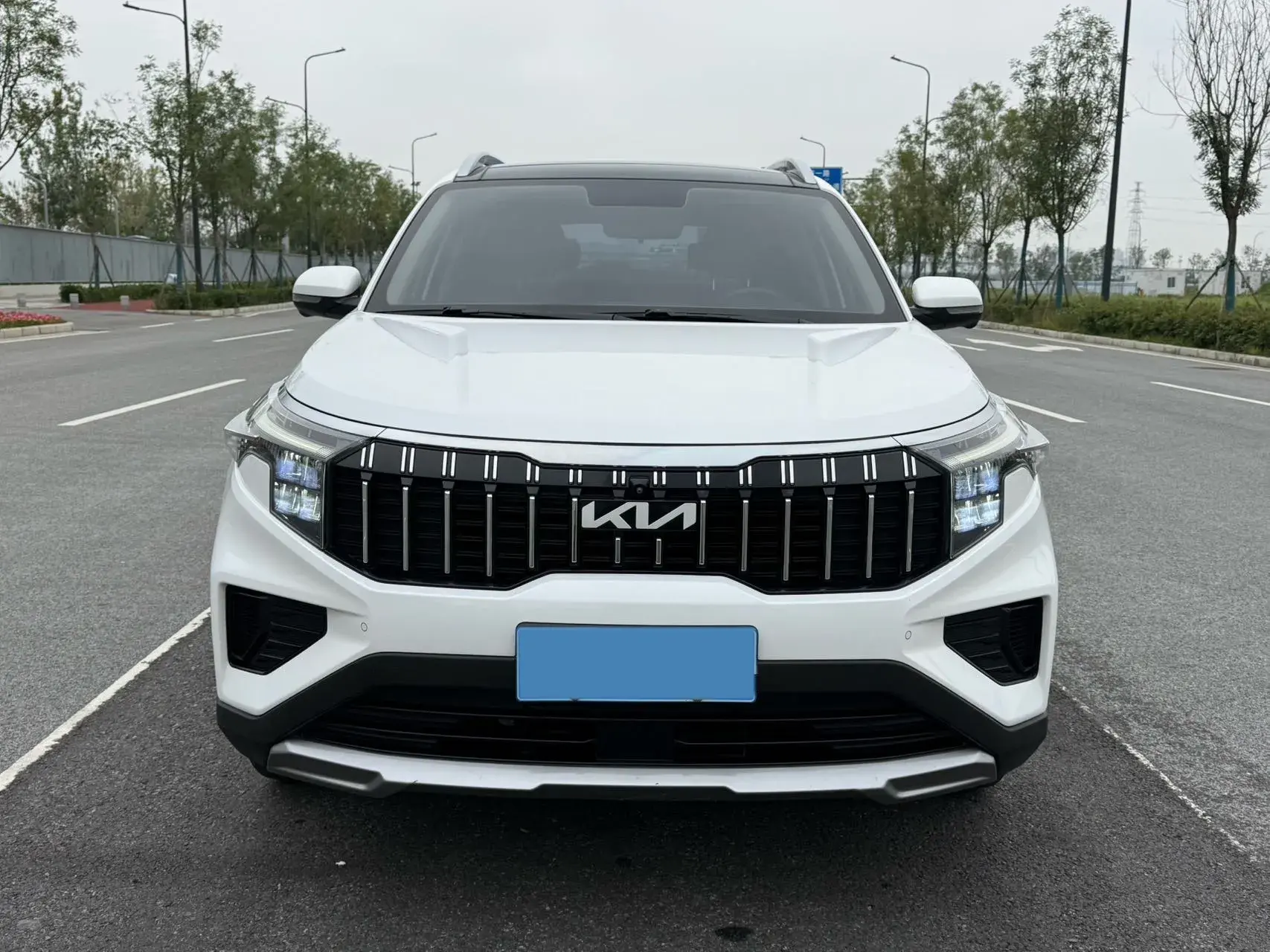 2021 KIA SPORTAGE thumbnail 2