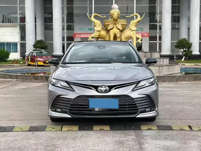 2023 TOYOTA CAMRY thumbnail 2