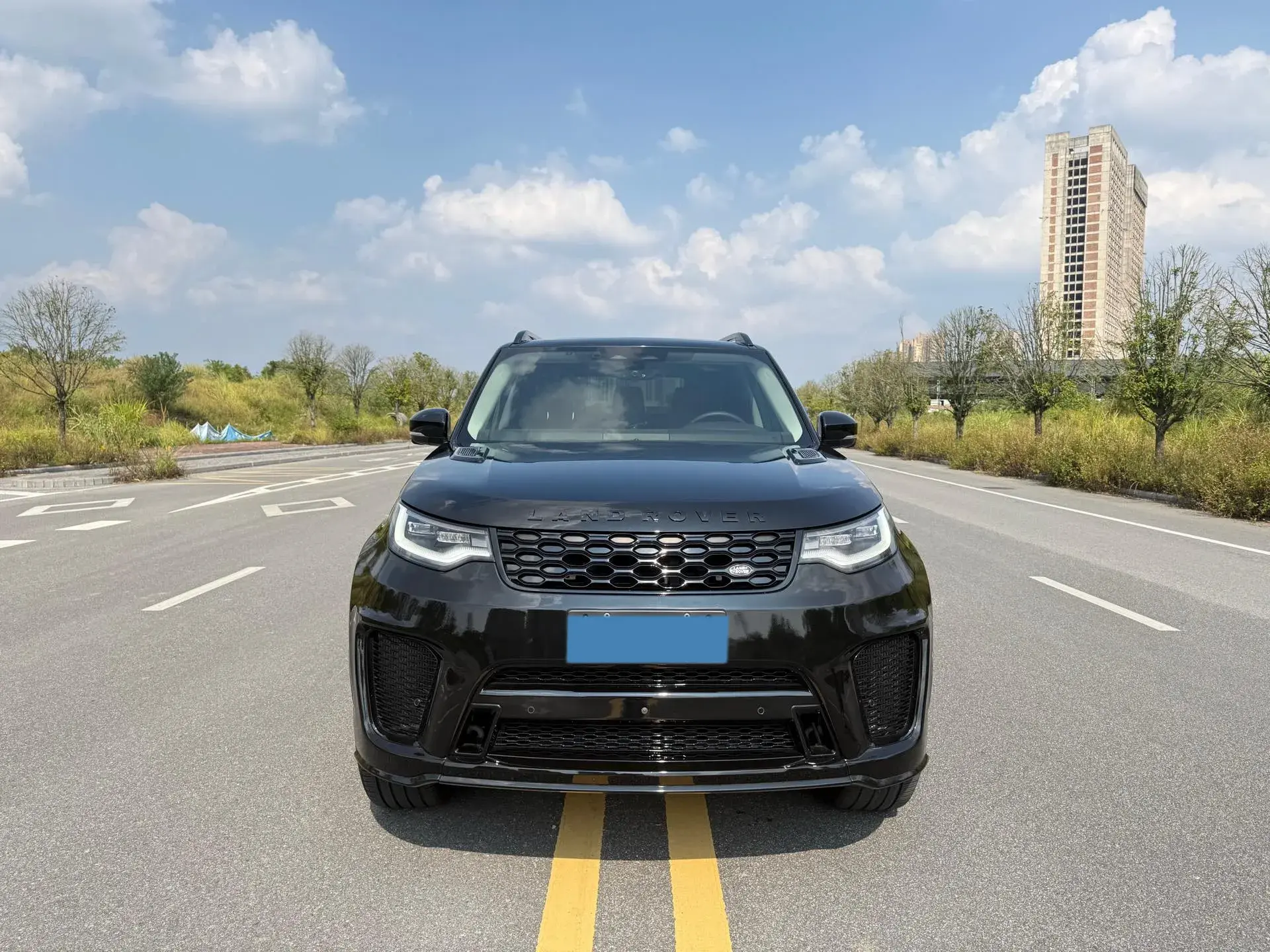 2024 LAND ROVER thumbnail 2