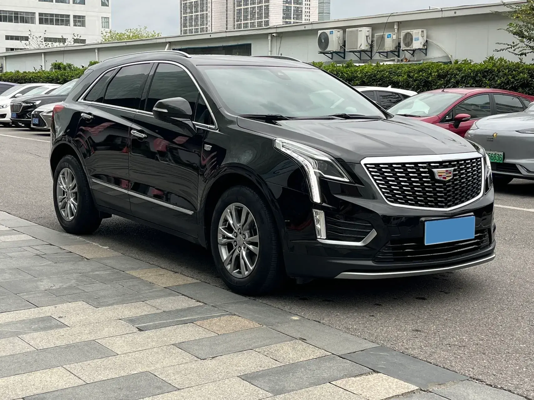 2021 CADILLAC XT5 thumbnail 3