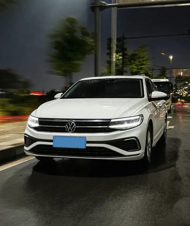 2023 VOLKSWAGEN BORA view 1
