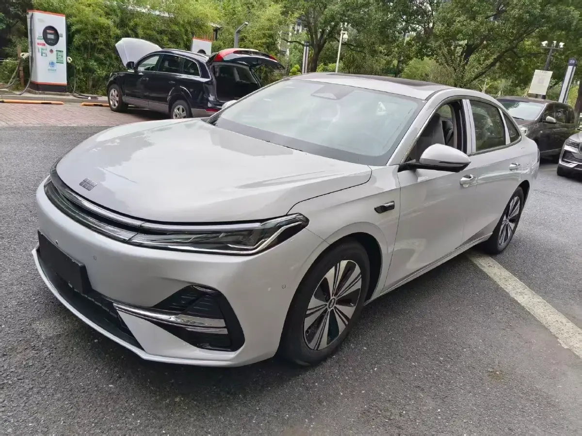 2025 Geely Galaxy A7 1.5L 112HP L4 1DHT PHEV