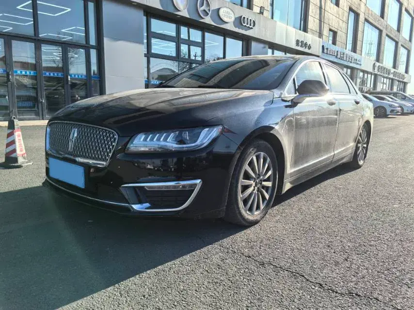 2018 LINCOLN MKZ view 1