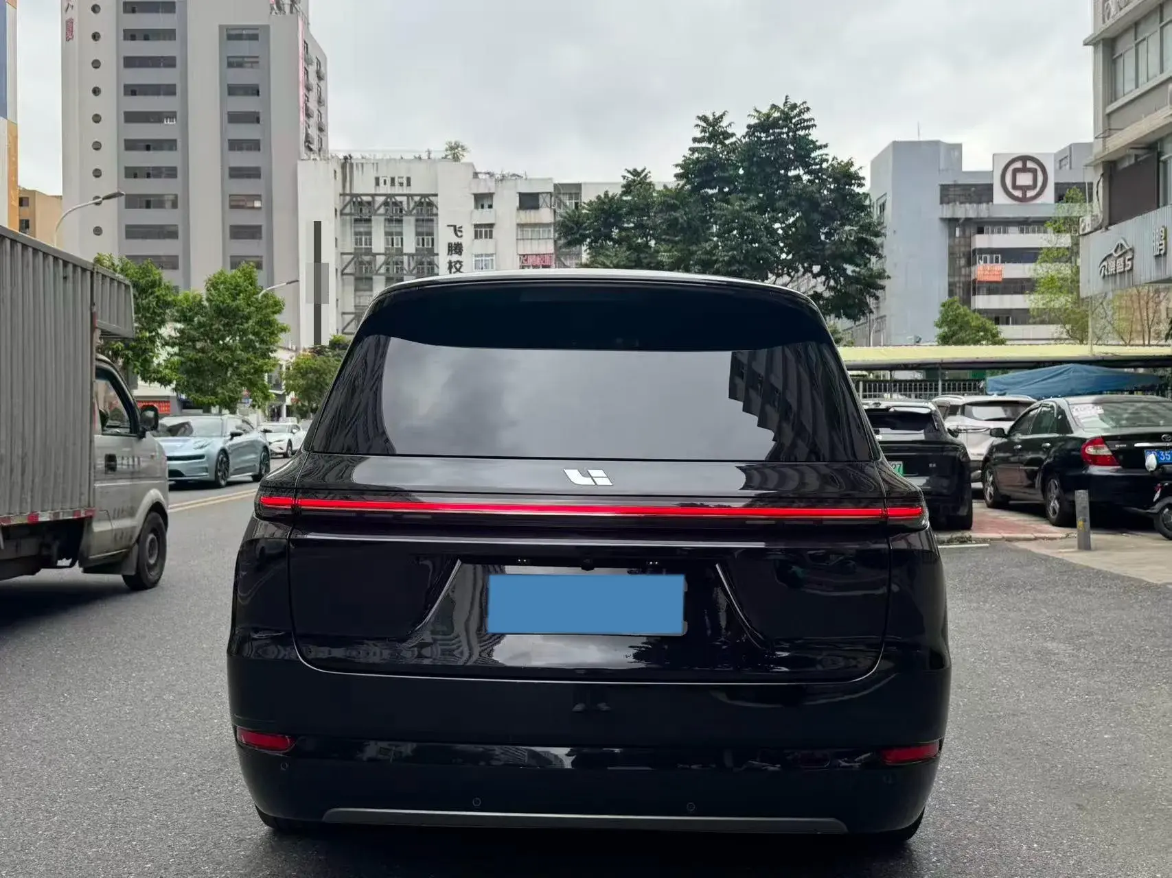 2023 LI L9 thumbnail 4