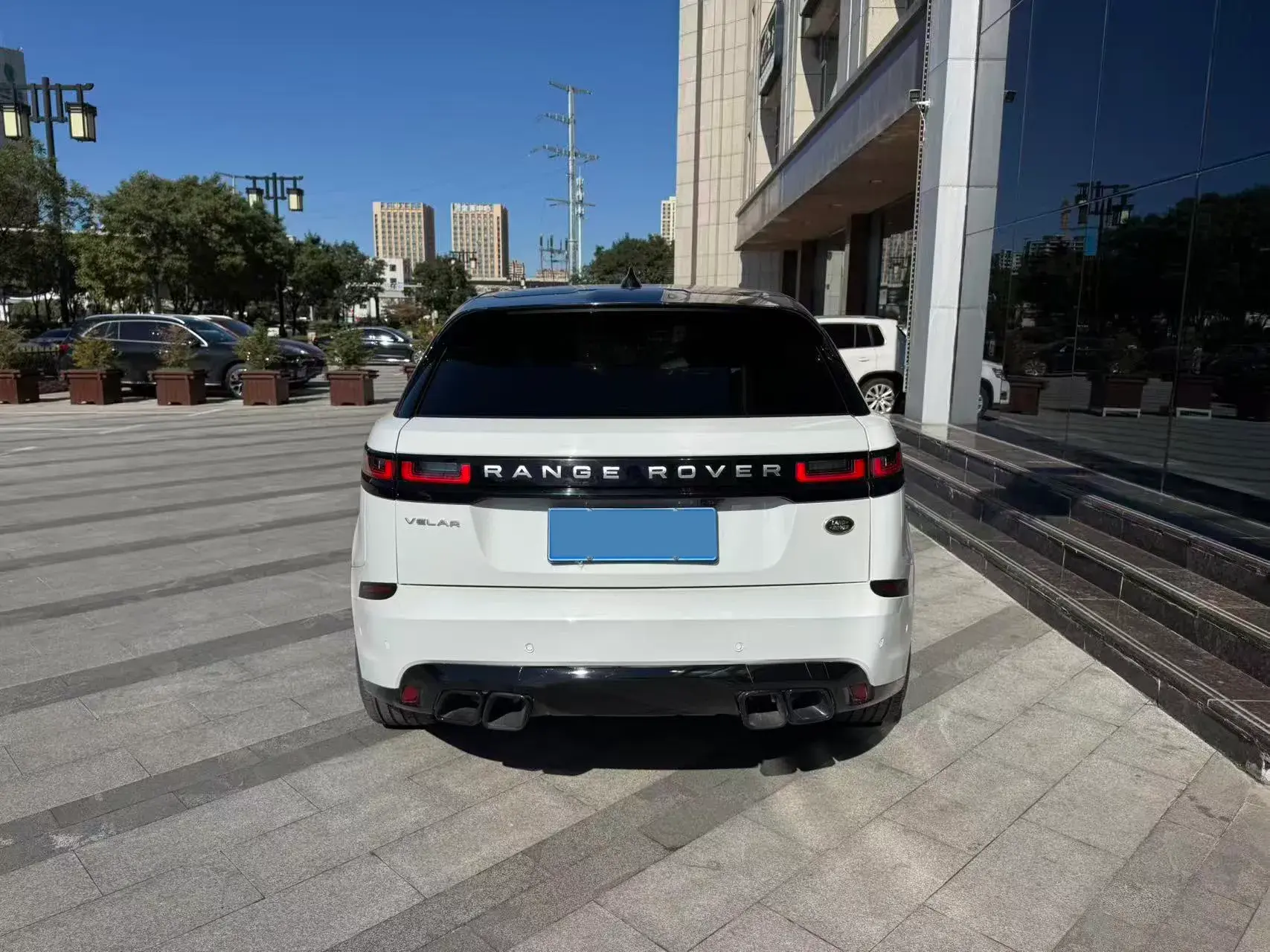 2021 LAND ROVER thumbnail 2