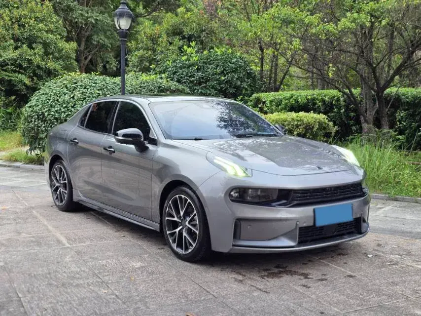 2022 LYNK&CO 03 thumbnail 3