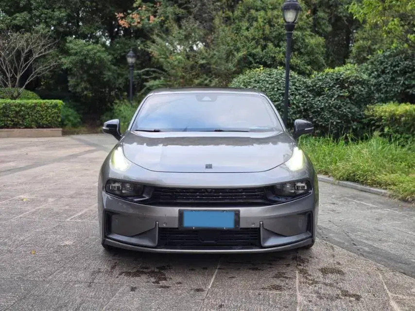 2022 LYNK&CO 03 thumbnail 2